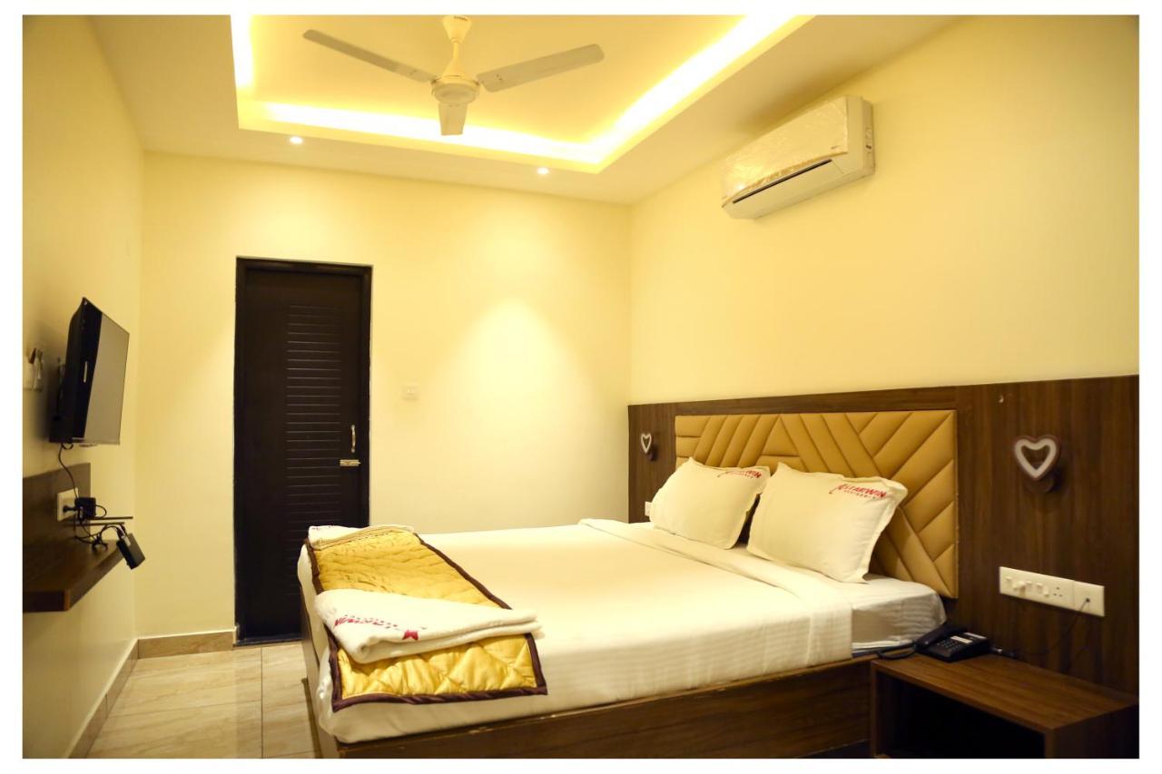 Villa Starwin Residency Ramanathapuram Esterno foto